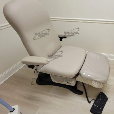 Midmark 647 Podiatry Chair